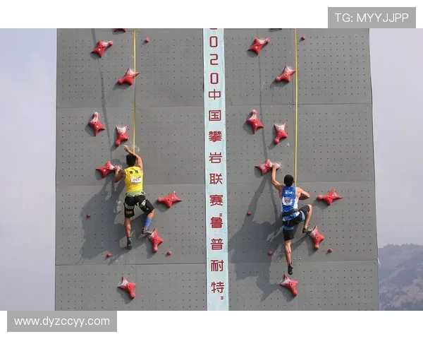 南京攀岩队在极限运动嘉年华中的灵活性表现与精彩瞬间分析