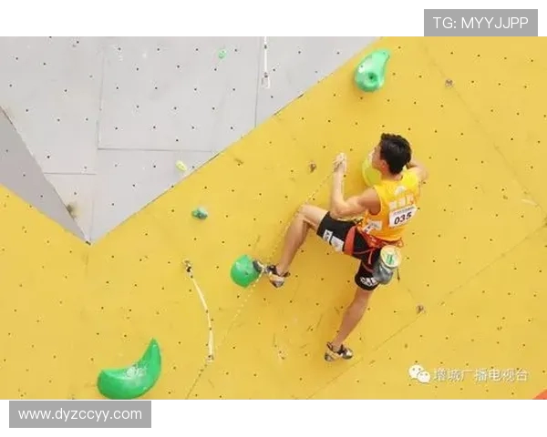 广州攀岩队在世界街舞大赛中以83分稳居积分榜首位