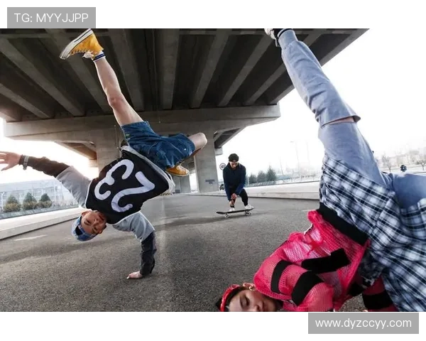 西安滑板队在世界街舞大赛中的灵活性表现引发热议与赞赏