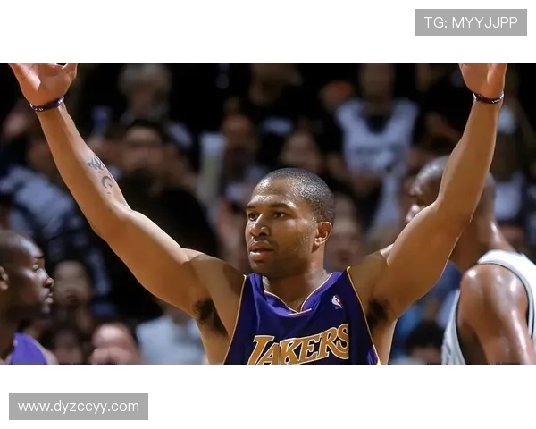 2003年湖人与马刺经典对决精彩集锦回顾与分析